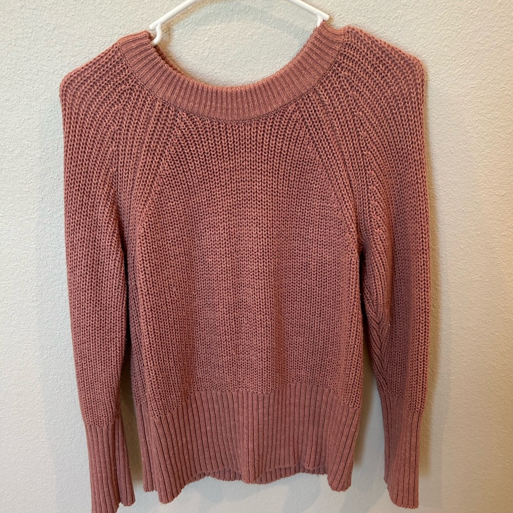 Universal Thread Dusty Rose Crew Neck Sweater